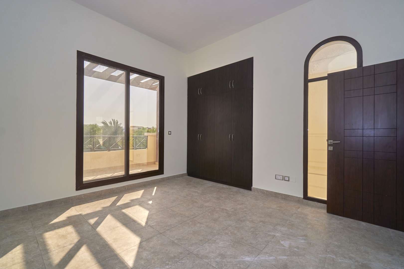 4 Bedroom Townhouse For Sale Al Salam Lp06816 2cc5135853537c00.jpg