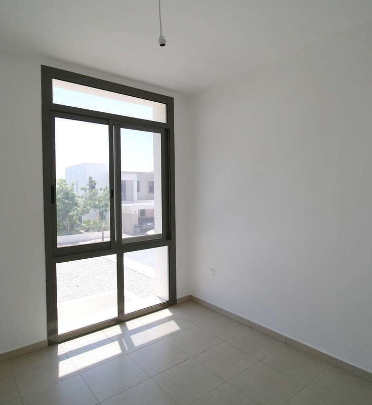 4 Bedroom Townhouse For Tenanted Zahra Townhouses Lp04163 244c75d41668ee00.jpg