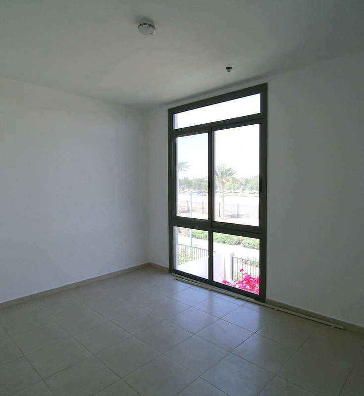 4 Bedroom Townhouse For Tenanted Zahra Townhouses Lp04163 761fc37dfaeb2c0.jpg