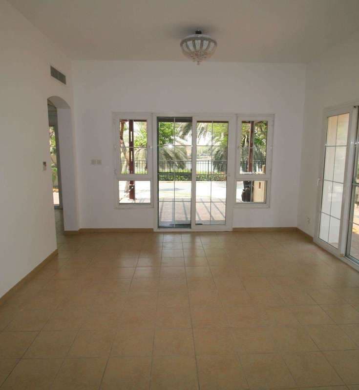 4 Bedroom Villa For Rent Al Reem Lp04502 16e22329e88b8100.jpg