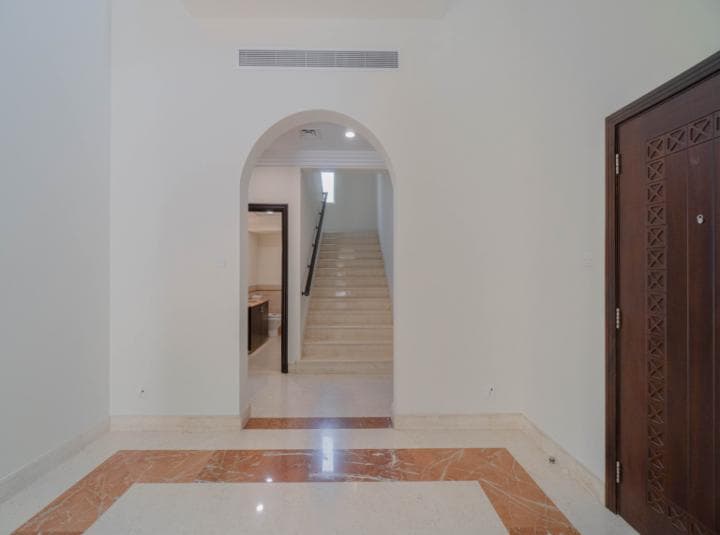 4 Bedroom Villa For Rent Hattan Lp14845 A8533c28c0b8e00.jpg
