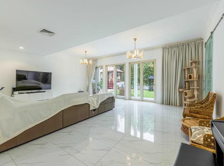 5 Bedroom Villa For Rent Al Seef Tower 3 Lp39737 2be6bfec304e6600.jpg