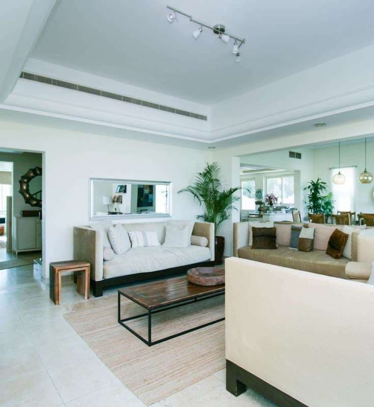 5 Bedroom Villa For Rent Esmeralda Lp04589 28a807d63c81ce00.jpg