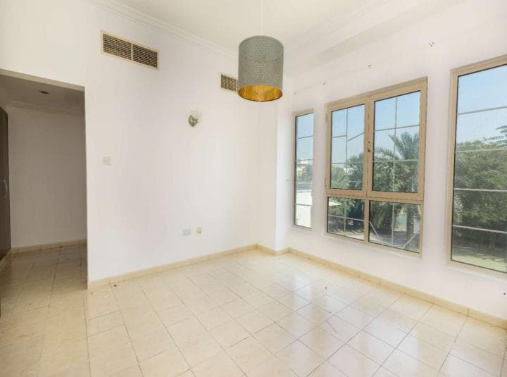 5 Bedroom Villa For Rent Islamic Clusters Lp11704 208b3d581f897800.jpg