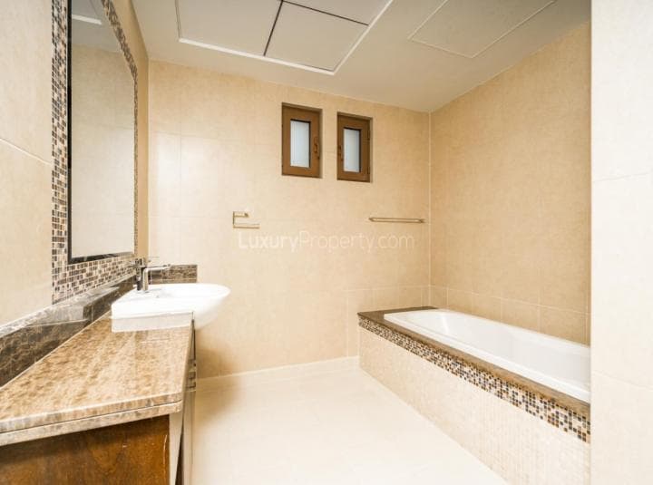 5 Bedroom Villa For Rent Kingdom Of Sheba Lp16310 29bda9e5e35d9c00.jpg