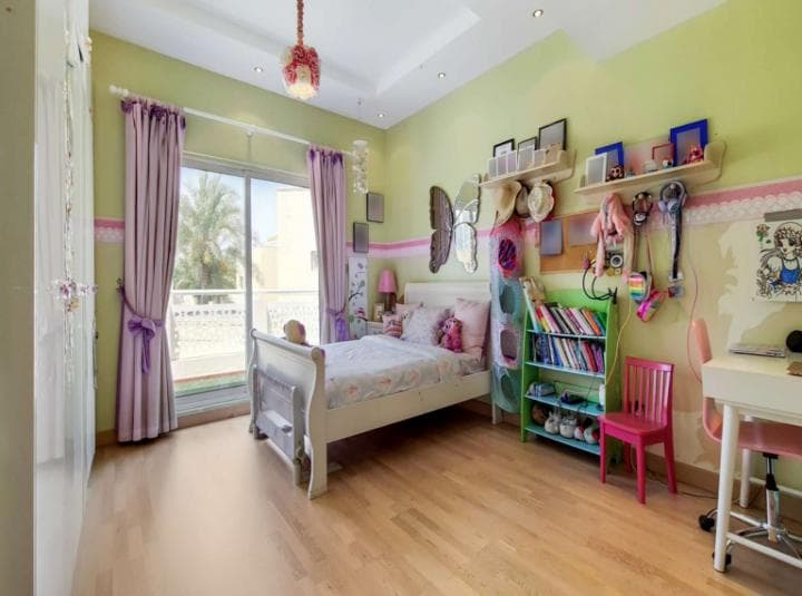 5 Bedroom Villa For Rent Meadows Lp13363 1054b5d6e0ea2e00.jpg