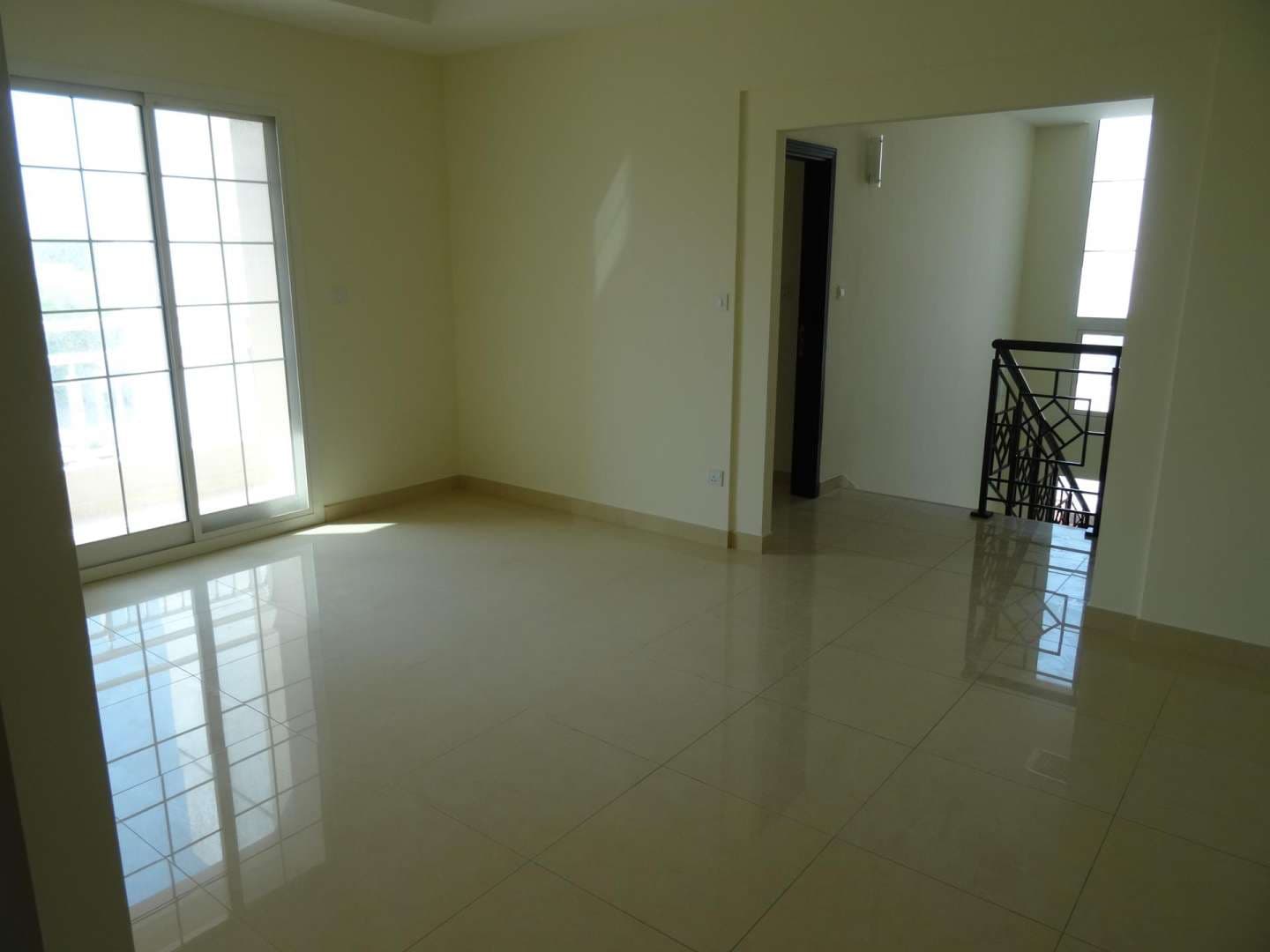 5 Bedroom Villa For Rent Naseem Lp04984 1ca5b1b0395c4200.jpg