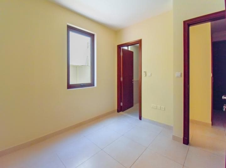 5 Bedroom Villa For Rent Palma Lp12351 27550a3dd10d5200.jpg