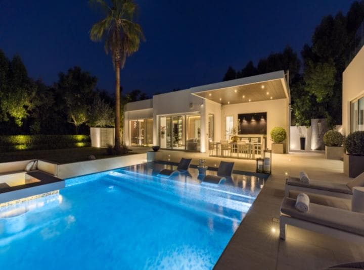 5 Bedroom Villa For Sale Al Wasl Road Lp09558 1d55db9c81861600.jpg