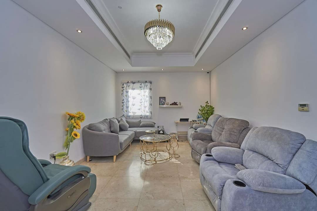 5 Bedroom Villa For Sale Dubai Style Lp07946 1452bef2a9320a0.jpg