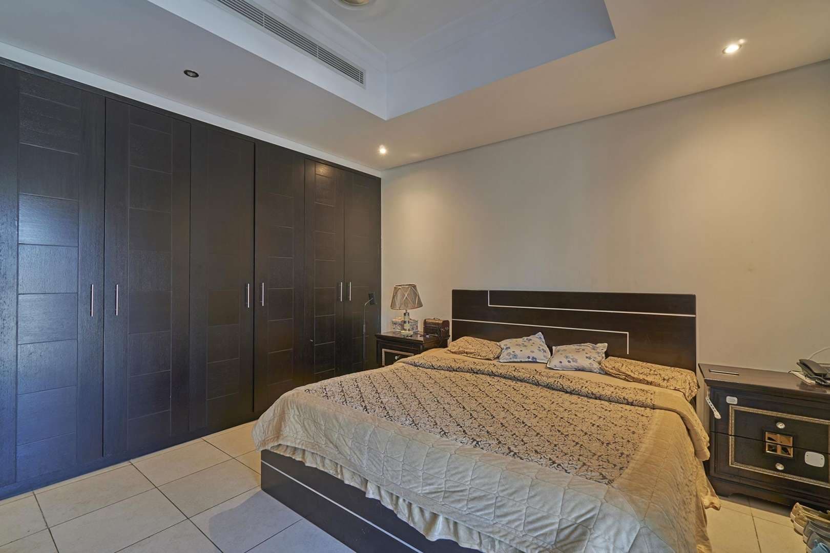 5 Bedroom Villa For Sale Dubai Style Lp07946 Ef94782ed43ff00.jpg