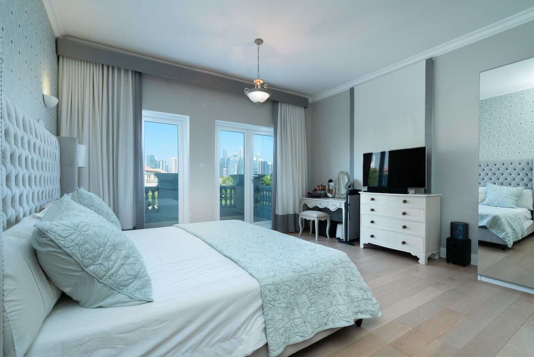 5 Bedroom Villa For Sale European Clusters Lp05257 2b0433c741c0980.jpg