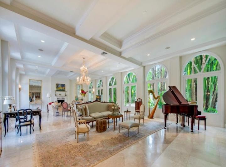 5 Bedroom Villa For Sale Miami Lp09839 A708eb7dd6add00.jpg