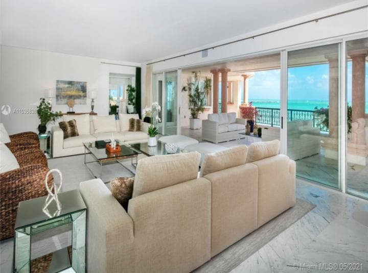 5 Bedroom Villa For Sale Miami Beach Lp09846 169ac2ed3c8b6800.jpg