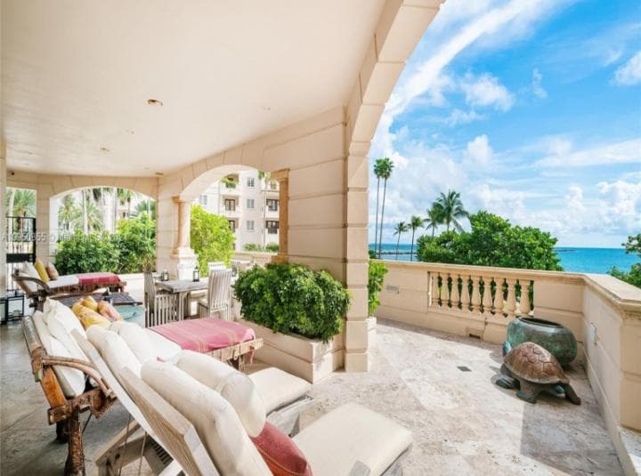 5 Bedroom Villa For Sale Miami Beach Lp09948 Bc1771961061e00.jpg