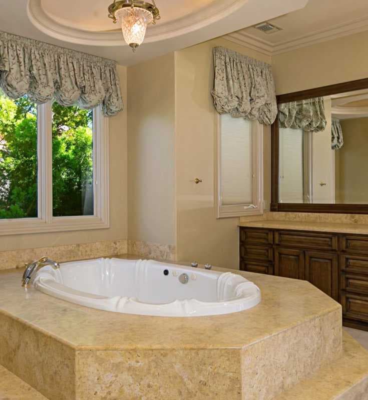 5 Bedroom Villa For Sale Newport Beach Lp01276 Cd88dcb33e56180.jpg