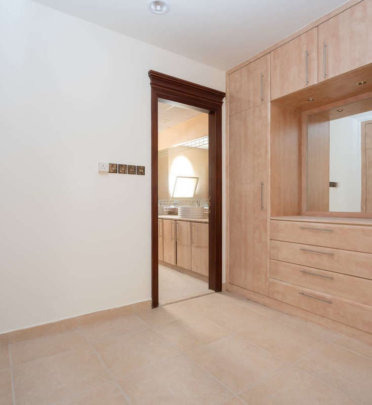 5 Bedroom Villa For Sale Umm Al Sheif Lp04691 2cee45fdaaaee400.jpg
