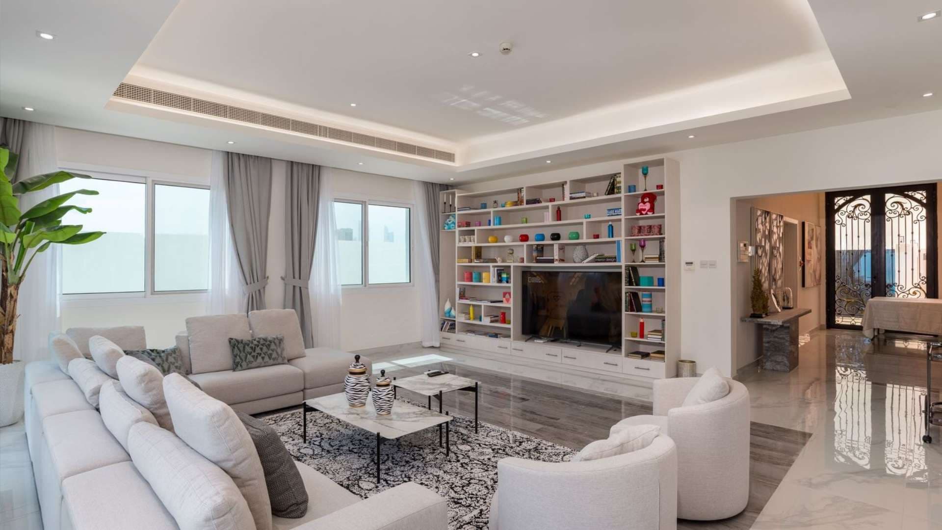 6 Bedroom Villa For Sale Pearl Jumeirah Lp08107 29824b3b6fab3000.jpeg