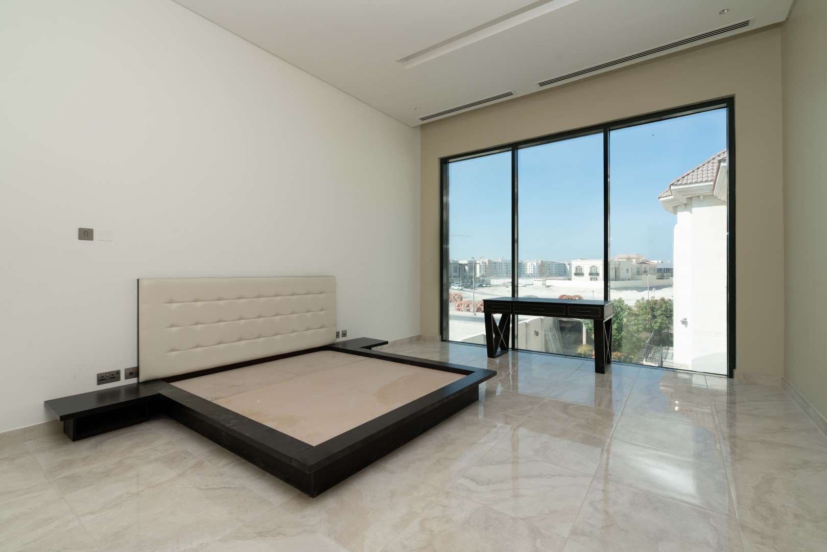 6 Bedroom Villa For Sale Pearl Jumeirah Villas Lp04795 2a07b2e411d2dc00.jpg