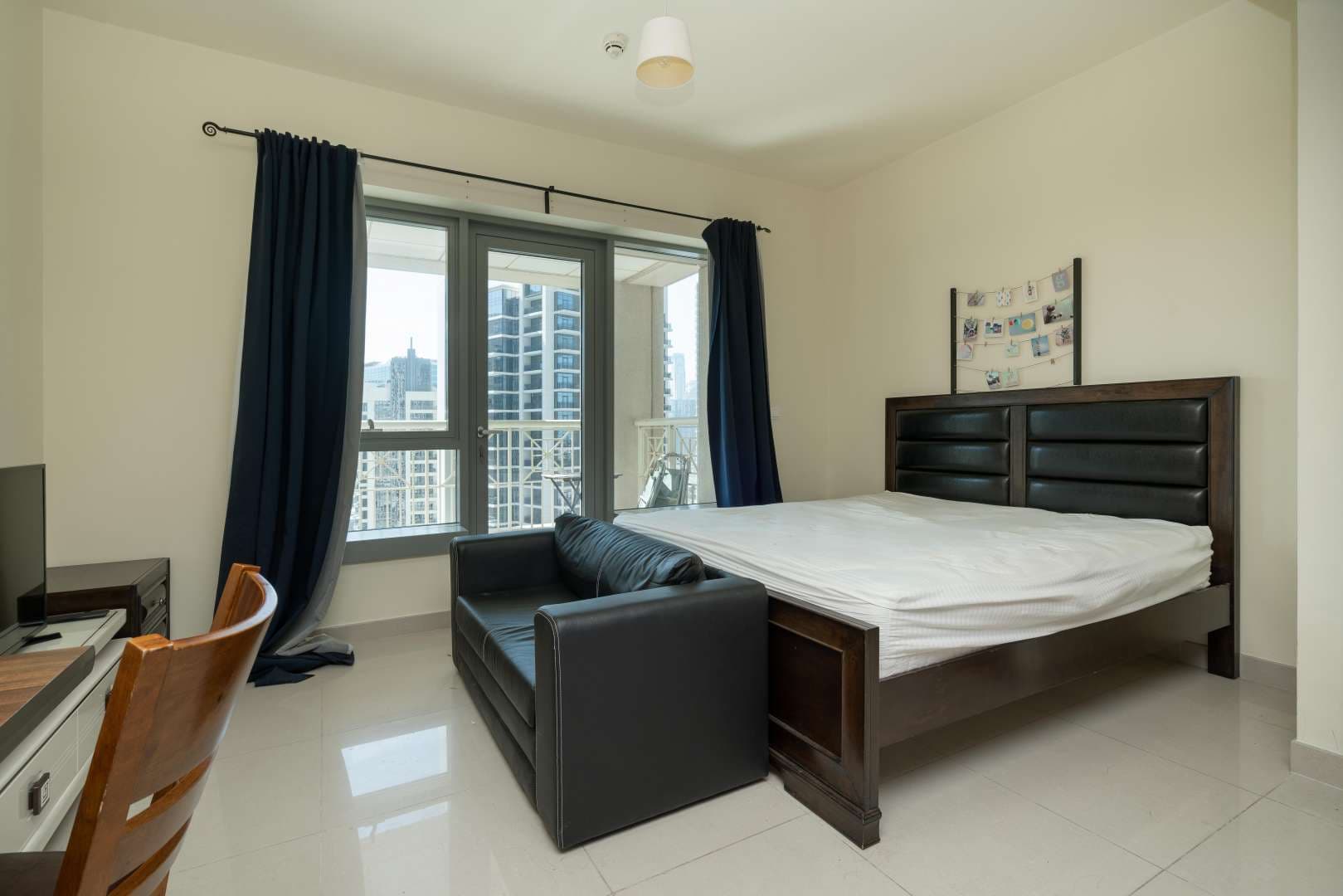 Studio Bedroom Apartment For Rent 29 Burj Boulevard Lp05031 1e1102a4e40afd00.jpg
