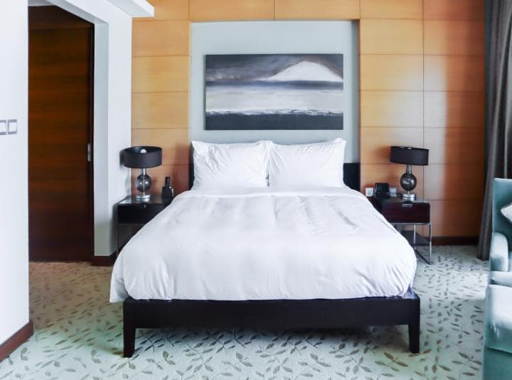Studio Bedroom Apartment For Short Term The Address Dubai Mall Lp10564 158552d7f2ad0c00.jpg