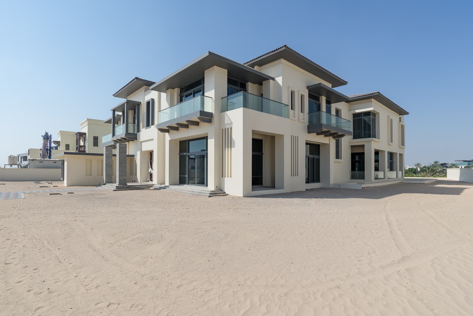 Luxury Property Dubai Hills Views Villa 13 2.jpg