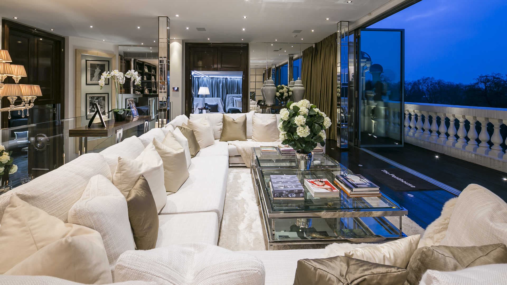 Beautiful view of Exclusive Penthouse Apartment In Boutique Luxury Tower